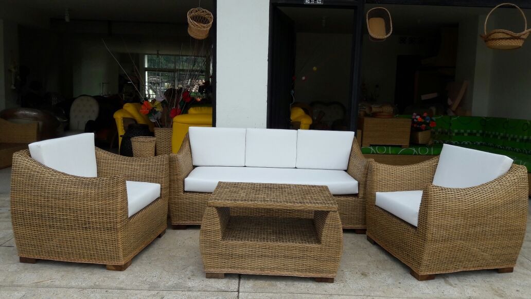 sala en mimbre ideal para interior estructura de madera sobre medidas